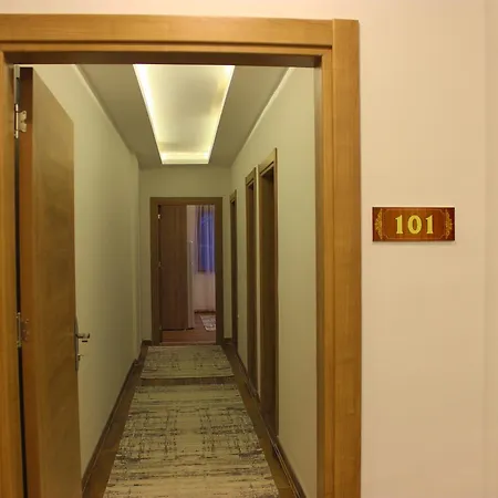 Etap Aparthotel 2*